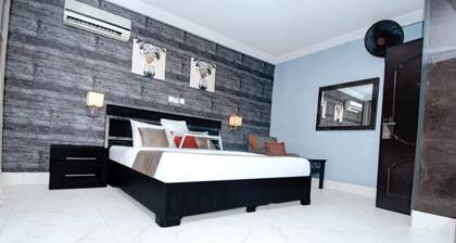 New Land Luxury Hotel