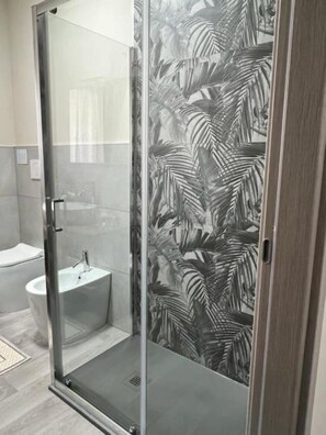 Dusche, Bidet