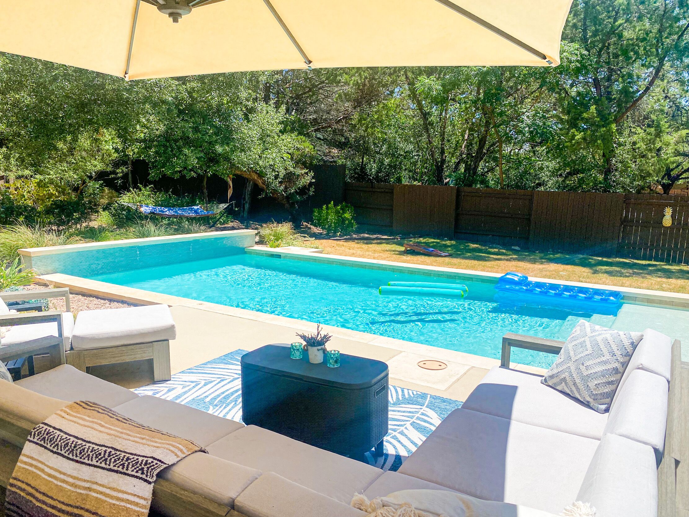 Hidden Luxe Oasis w/Pool 15 min to DT ATX! 