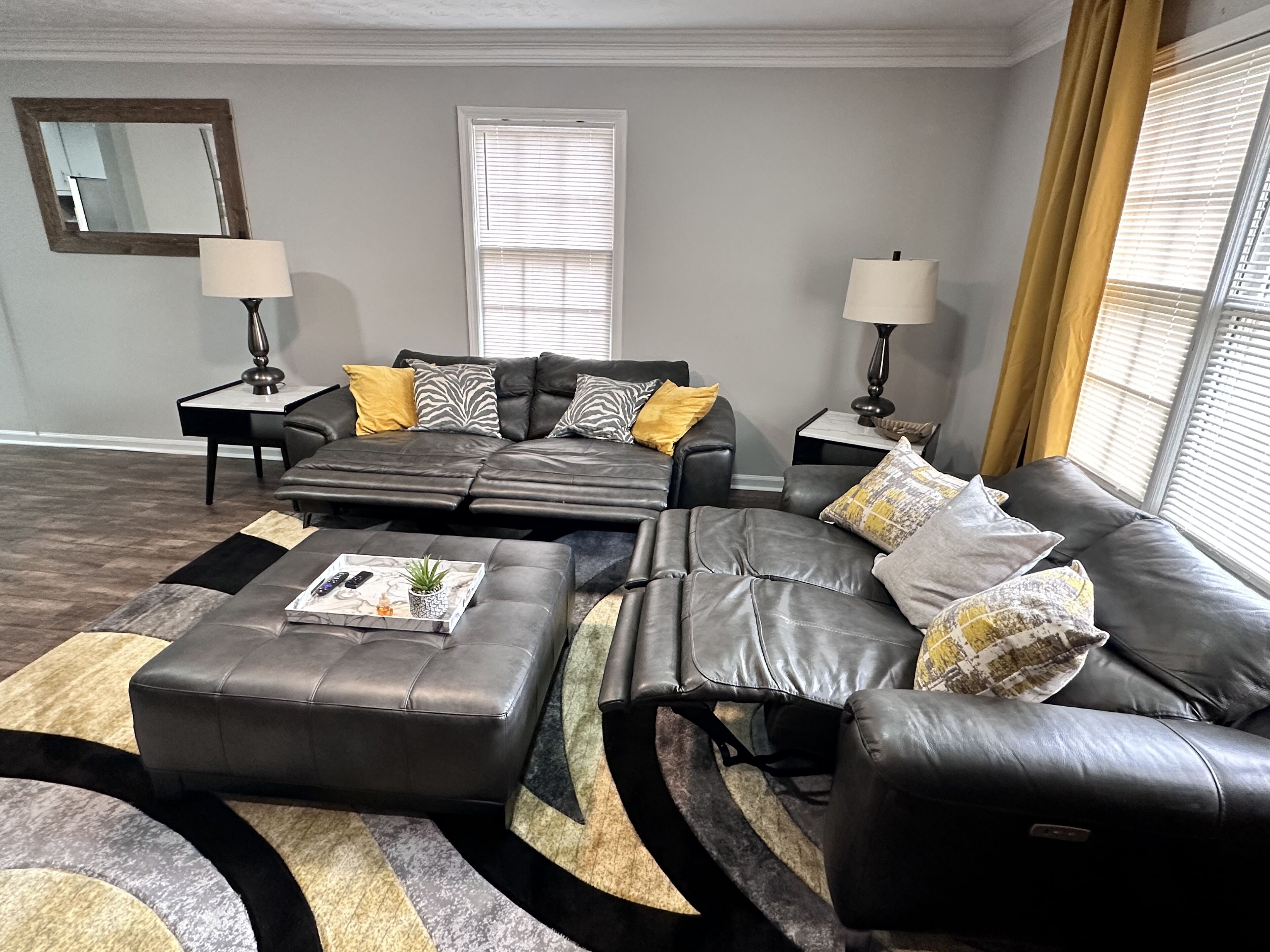 Relax in 2 bedroom Modern Retreat near Covington, GA The Hollywood of the South