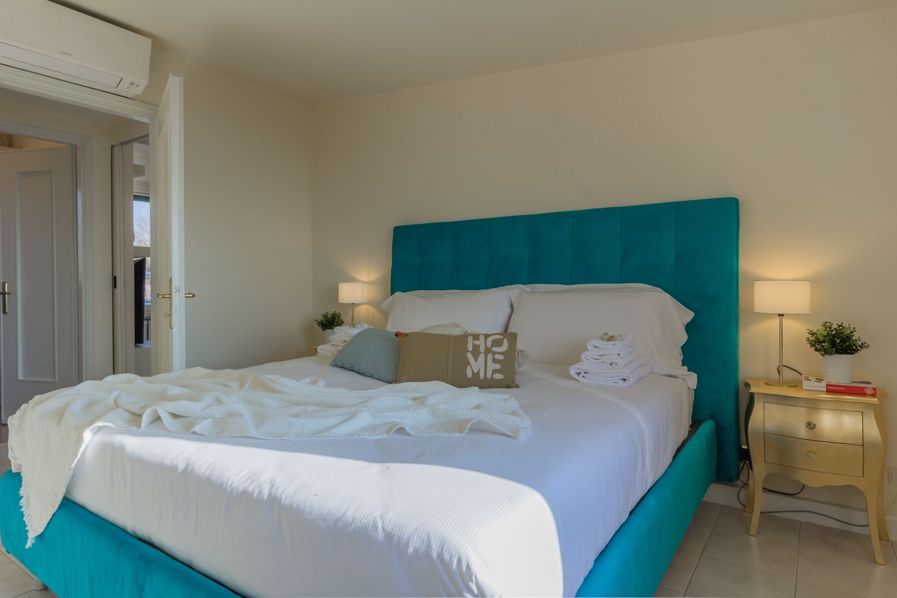 [50m lakefront] elegant penthouse