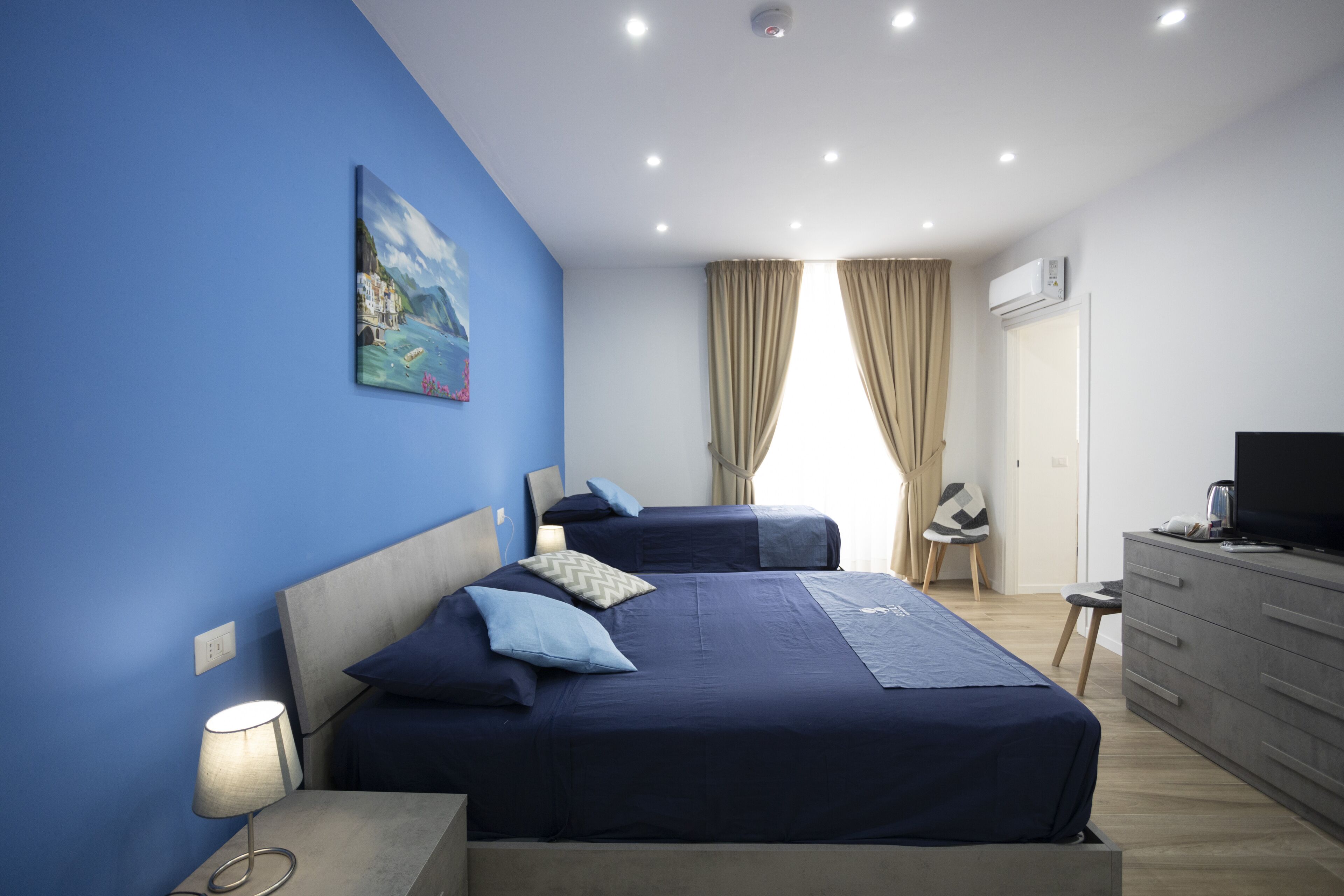 Photo - Giuly Suites & Rooms