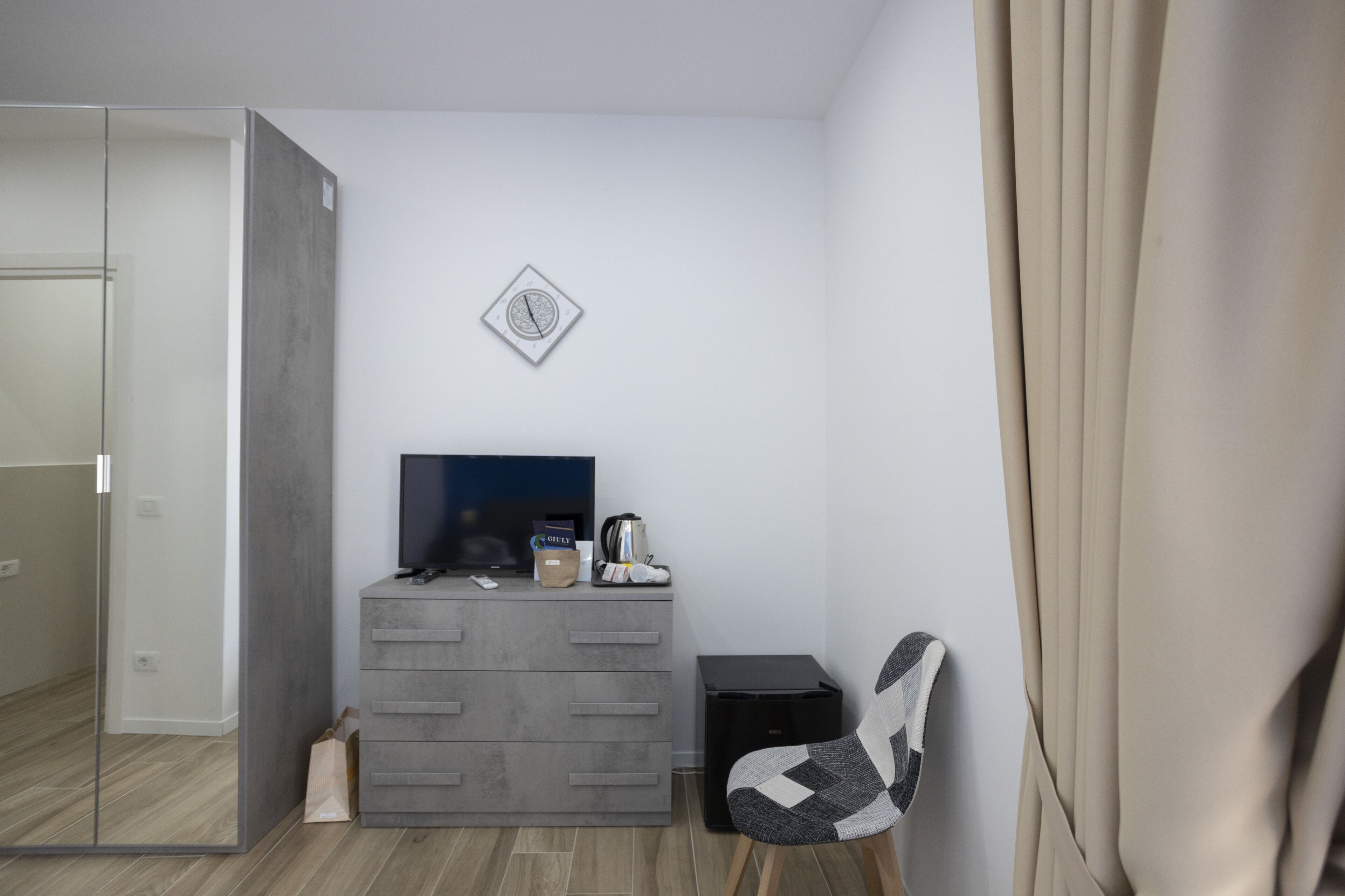 Photo - Giuly Suites & Rooms