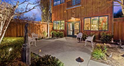 The Peerless Hotel by WanderLodges