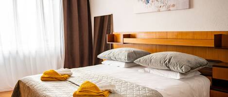 1 bedroom, iron/ironing board, free WiFi, bed sheets