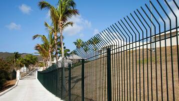 Enceinte de lâhĂ©bergement