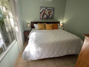 3 bedrooms, in-room safe, iron/ironing board, free WiFi