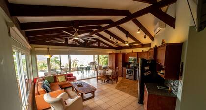The Soothing Sunet Villa w/ pool and all inclusive option