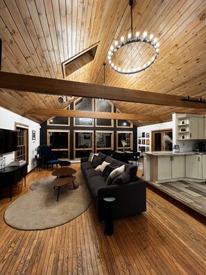 Smart TV, fireplace, DVD player, books