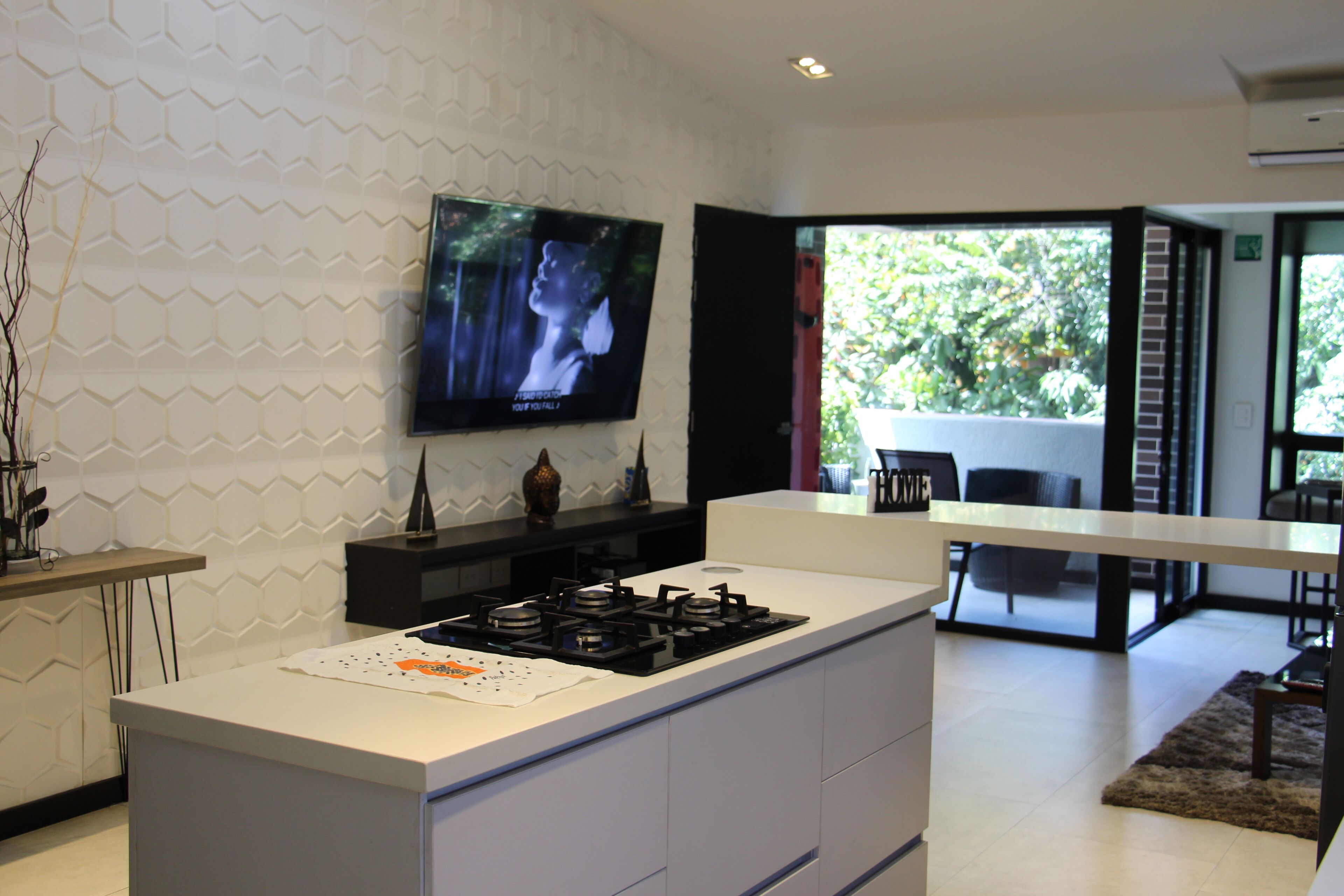 Penthouse Apartment in Lleras Park