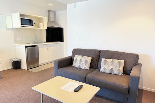 Comfort Apartment, 2 Bedrooms | Living area