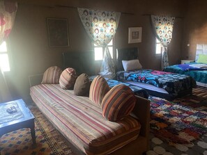 Egyptian cotton sheets, premium bedding, free WiFi, bed sheets - Riad malak (Ouirgane)