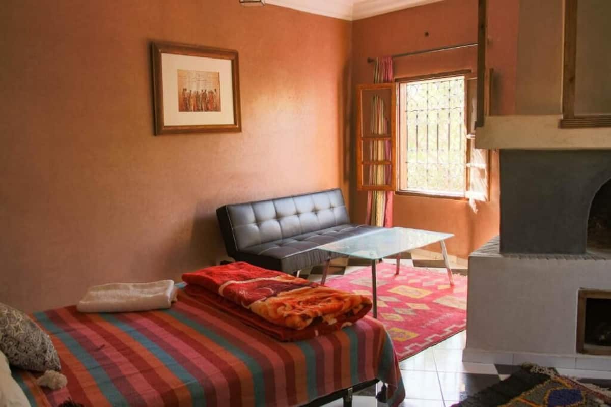 Kamar Triple Mewah, Bebas Asap Rokok, pemandangan gunung | 1 kamar tidur, seprai katun Mesir, seprai premium, dan Wi-Fi gratis