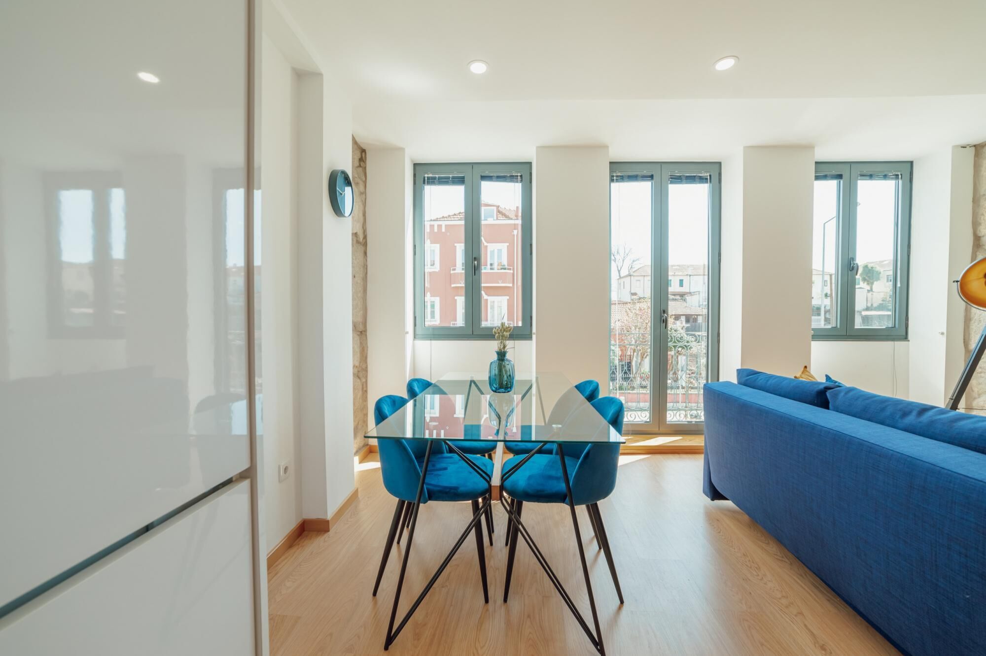 Modern Stylish Apartment I