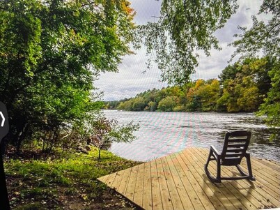 Casa on the Red Cedar River