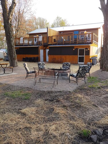 Black Iron beach house