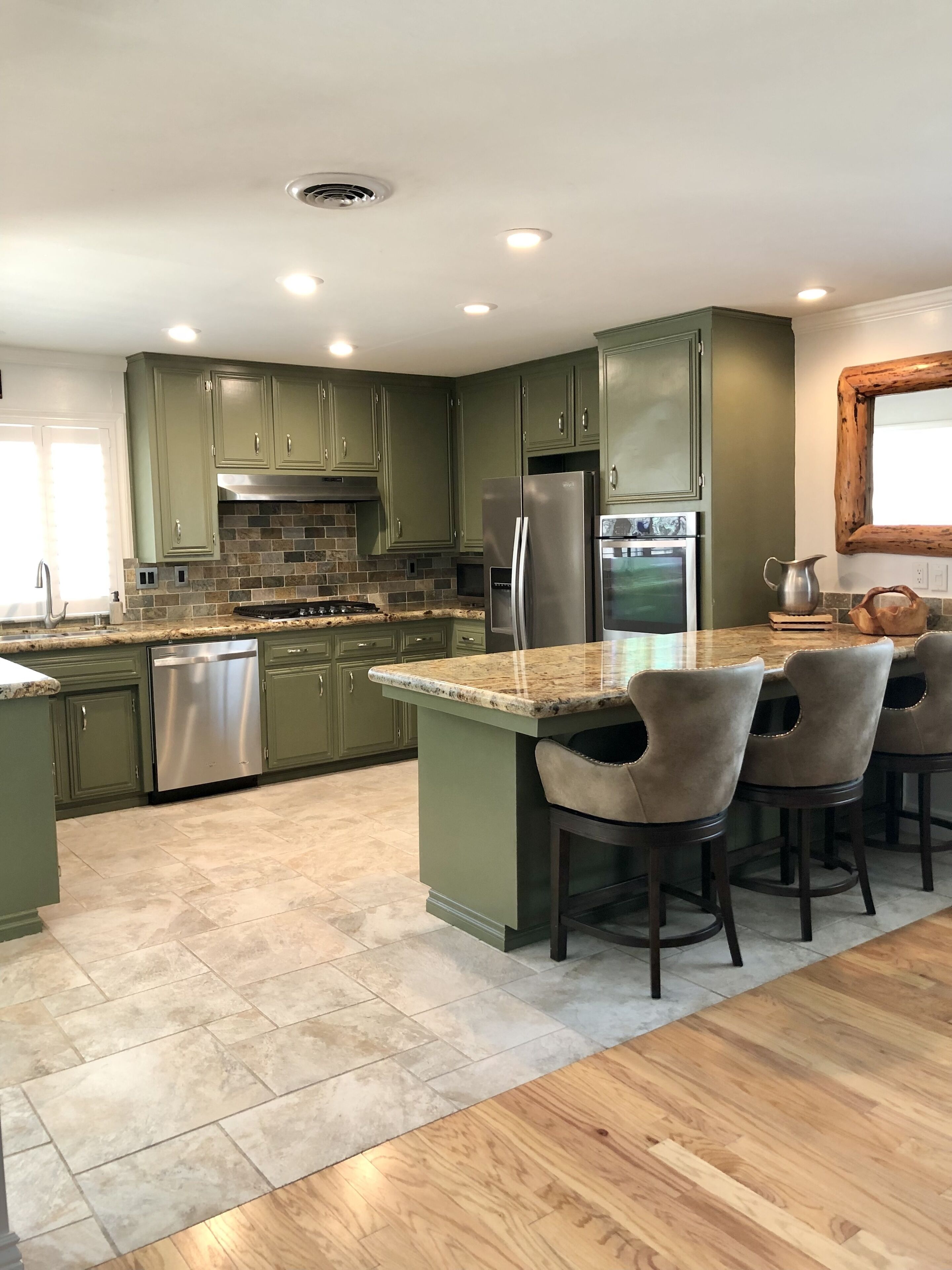 Kernville Oasis w Private Pool! WALK to town/river