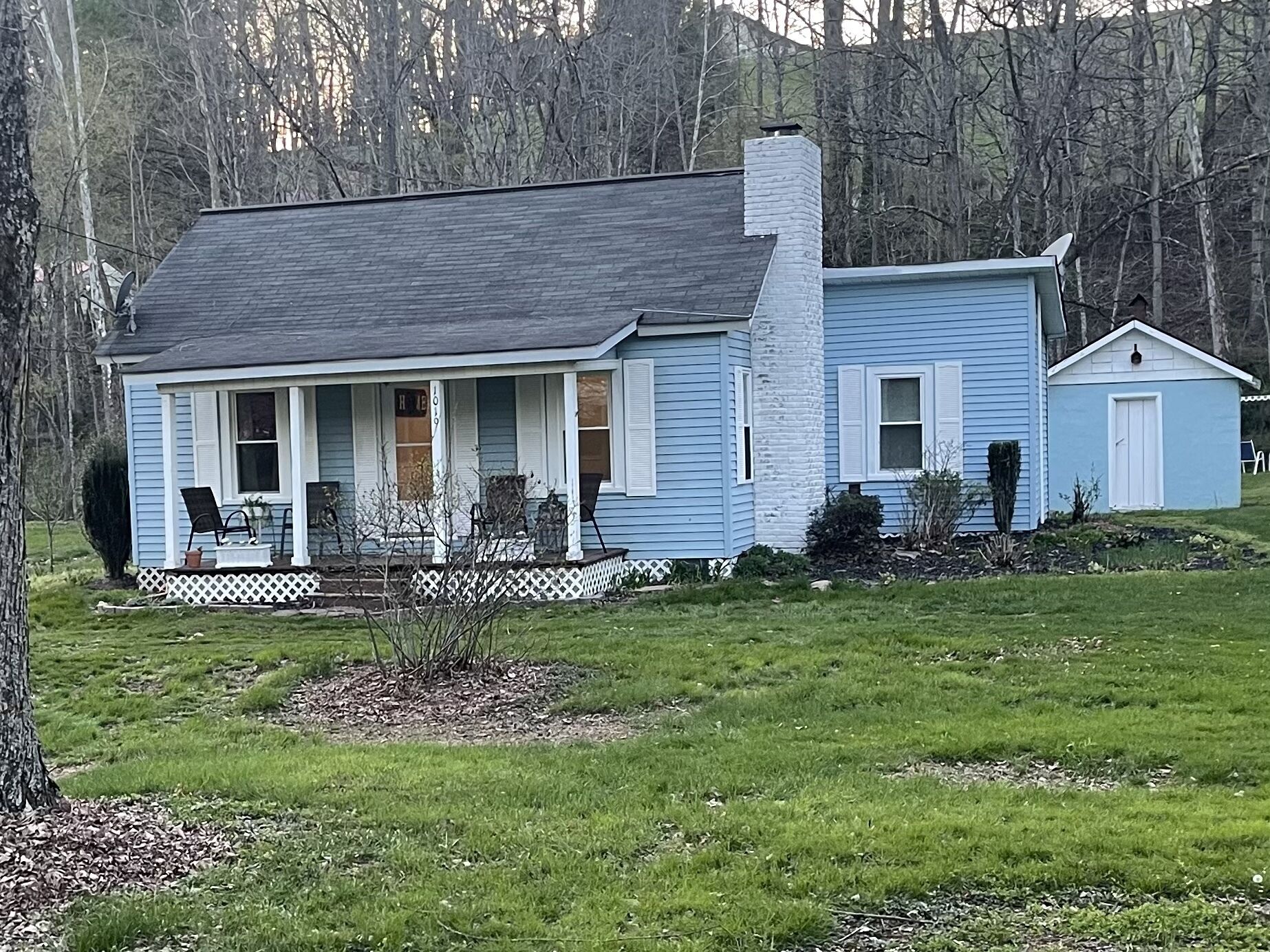 The Little Blue House • Creekside