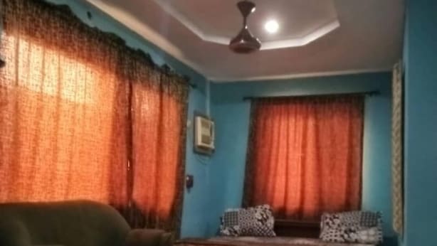 Gambar tidak terklasifikasi, 1 dari 6, tombol