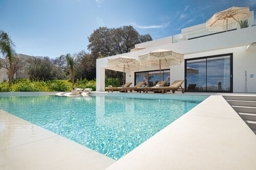 Villa Gatsby by Gatsby Rhodes-Brand New Seaview Villa