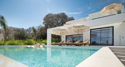 Villa Gatsby by Gatsby Rhodes-Brand New Seaview Villa