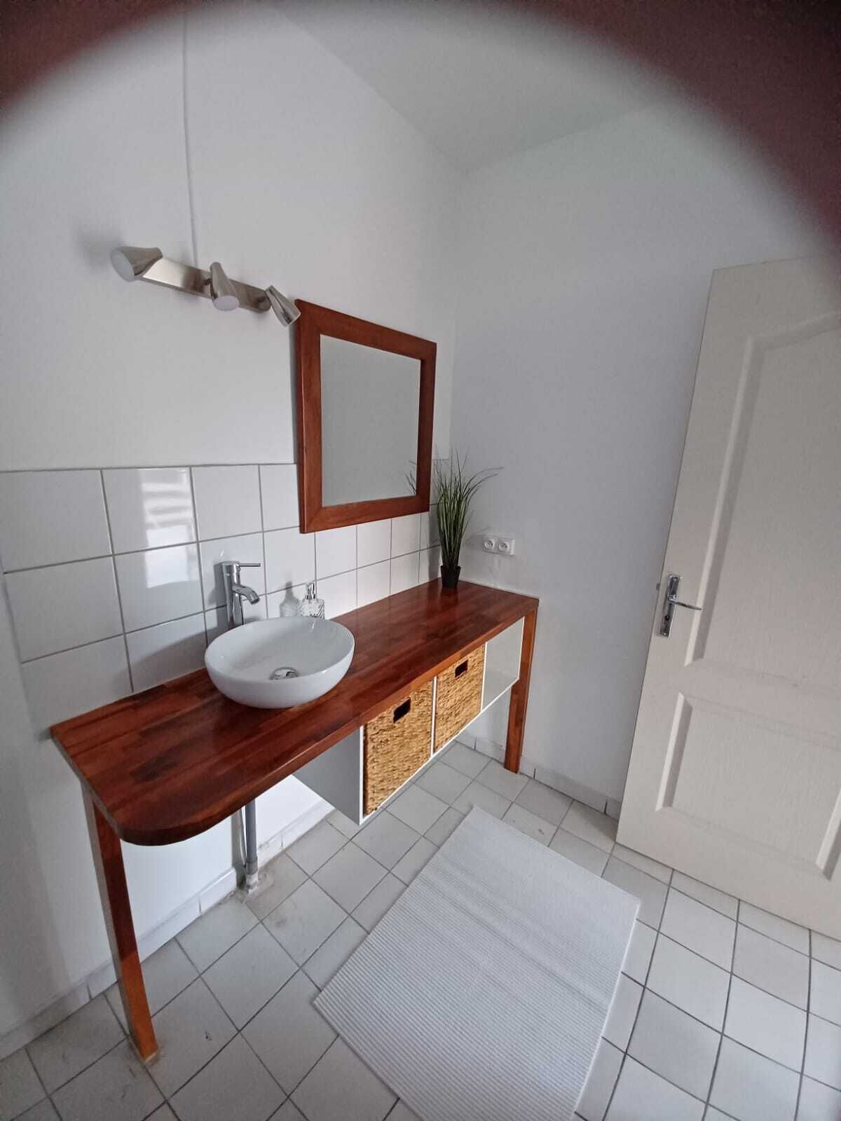 Towels, toilet paper