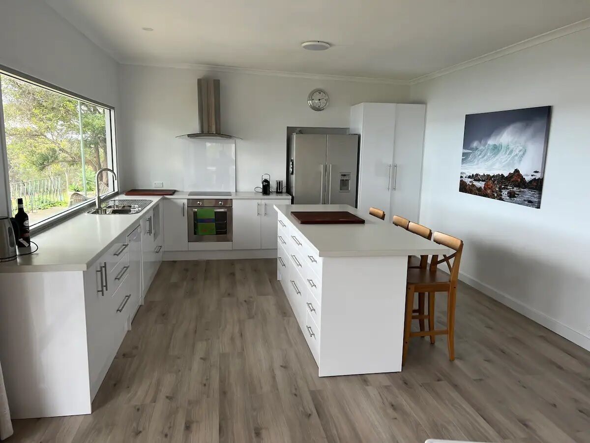 Large Kangaroo Island Beach House 180* Views