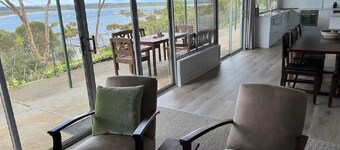 Large Kangaroo Island Beach House, 180* Views, 4 bedrooms - 10% discount August