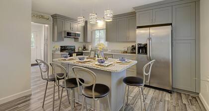 Monthly discount- beautiful house, Gloucester VA