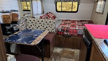 2 chambres, Wi-Fi, draps fournis