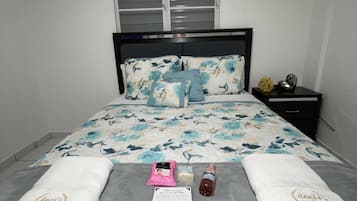 2 soveværelser, gratis Wi-Fi, sengetøj, adgang for kørestole