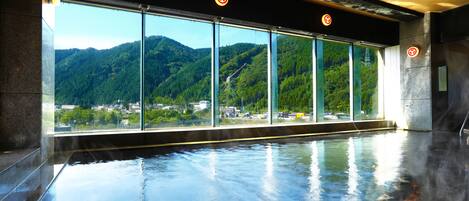 Baño termal público