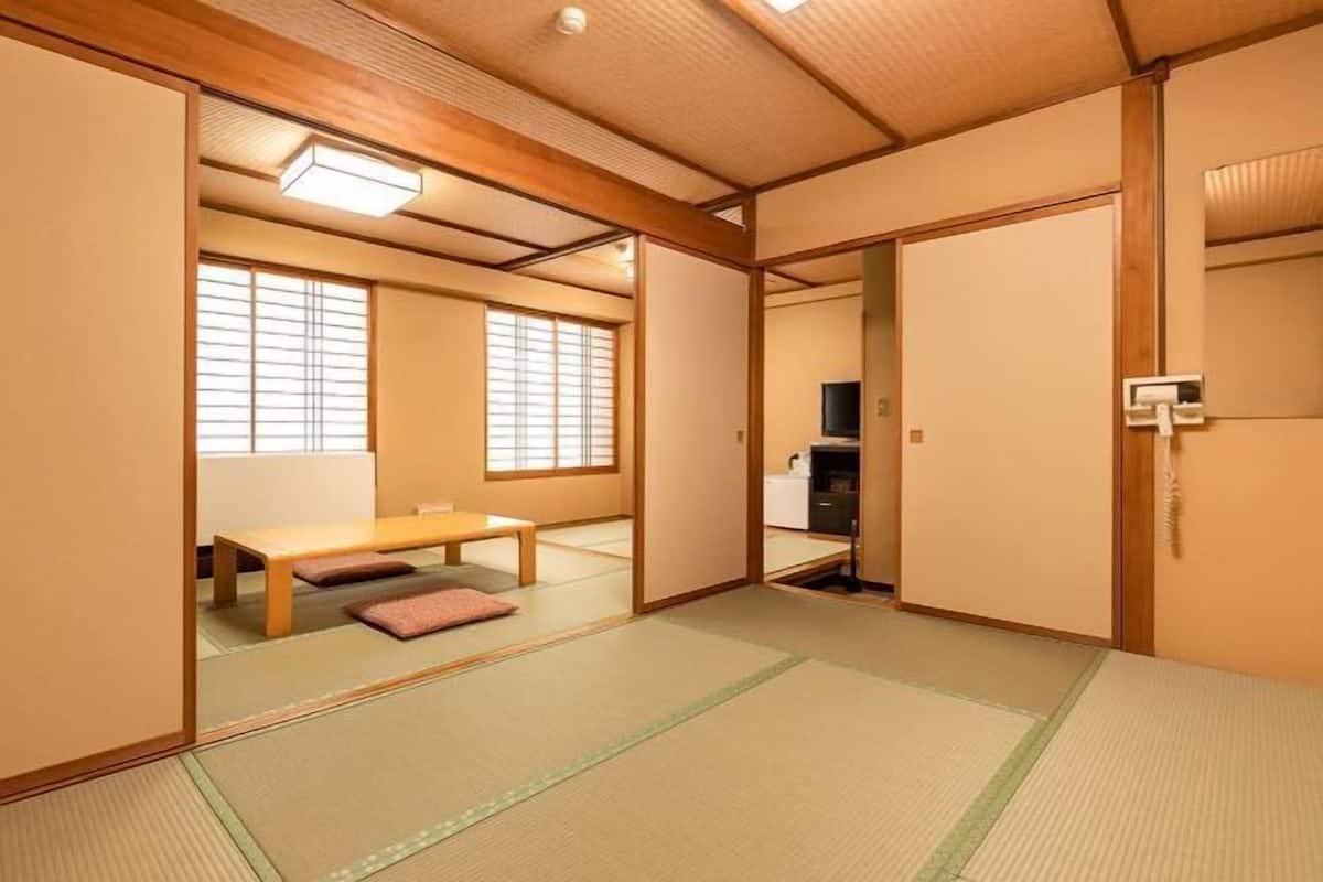 1 bedroom, in-room safe