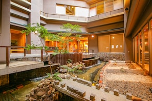 Courtyard - Ooedo Onsen Monogatari Masuya (Osaki)