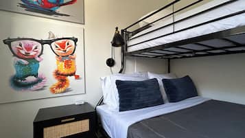 3 bedrooms, desk, iron/ironing board, travel cot