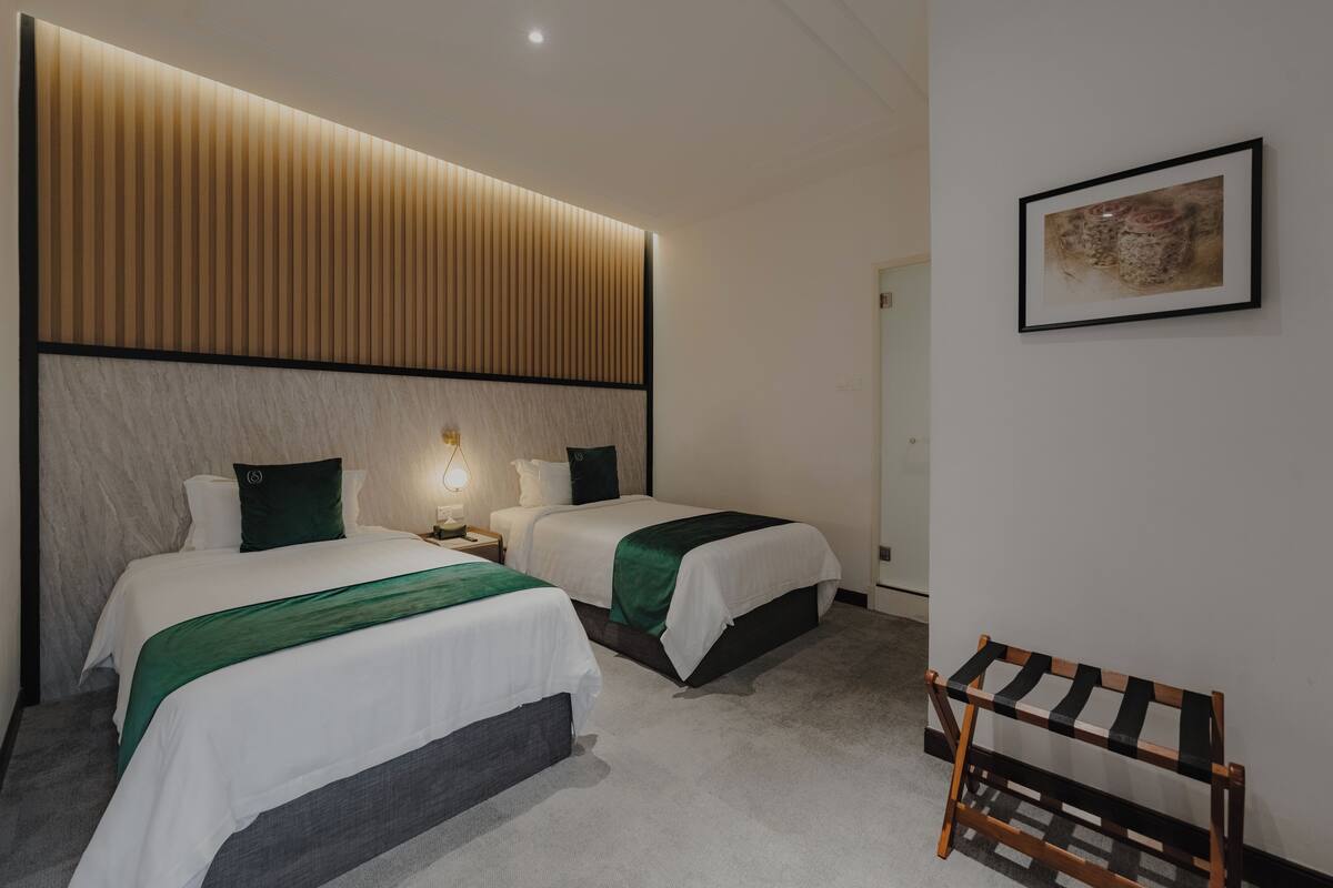 Classic-Zweibettzimmer, 2 Einzelbetten | Hochwertige Bettwaren, Verdunkelungsvorhänge, Bügeleisen/Bügelbrett