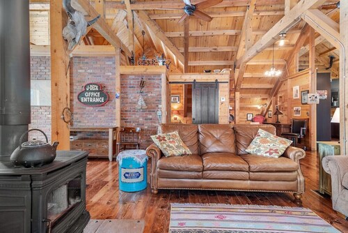 Secluded Black Hills Cabin