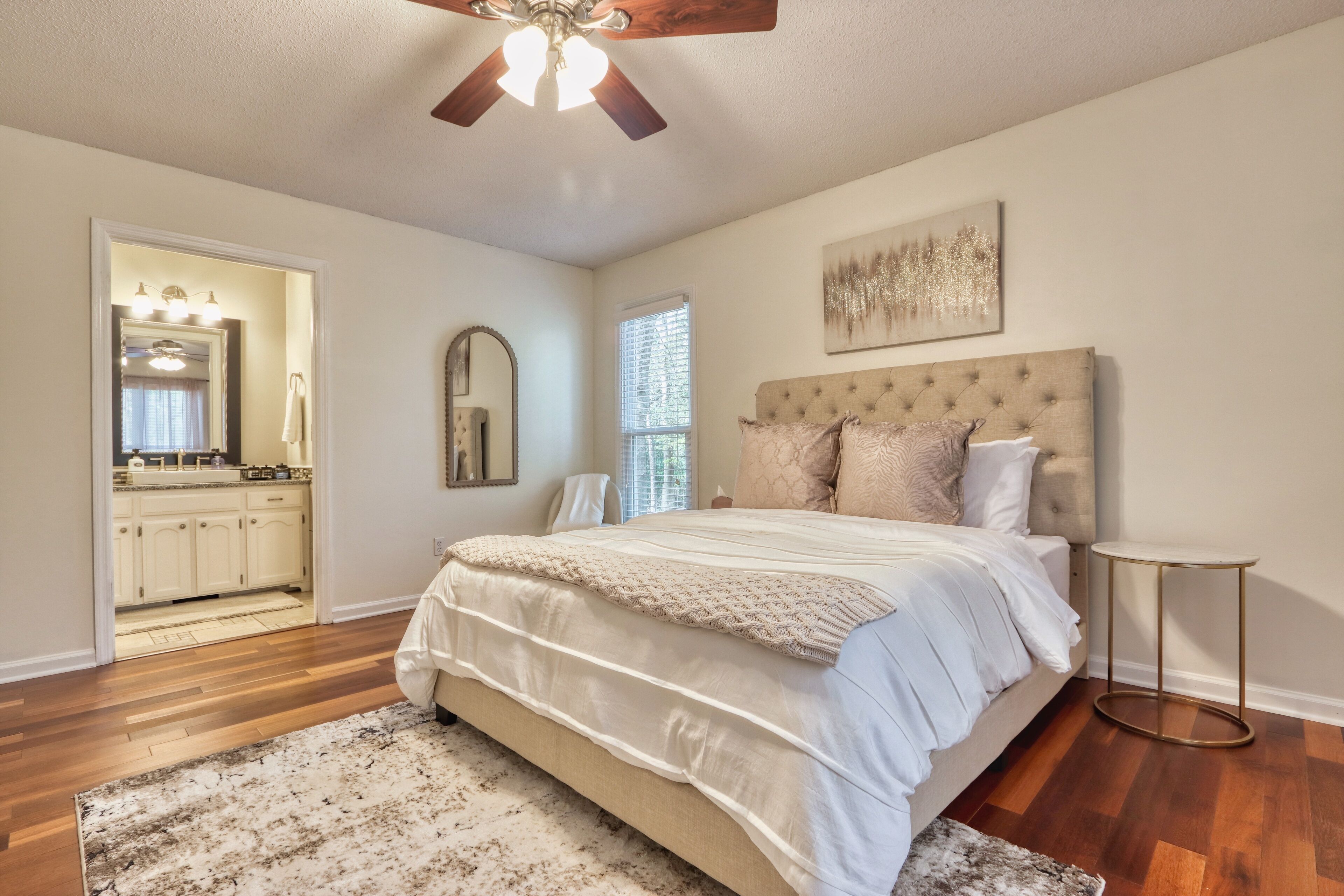 Escape to Cozy Comfort: Your Perfect Retreat in Lexington, South Carolina!