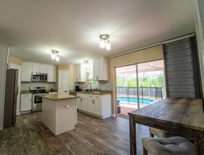 Fridge, microwave, oven, stovetop - "Rossignol LaCroix Quarters" - 4 Bd 2.5 Bath w/ Pool (Wesley Chapel)