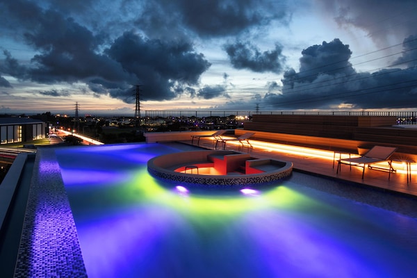 Seasonal outdoor pool
