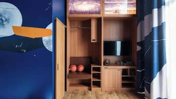 1 bedroom, down comforters, in-room safe, desk