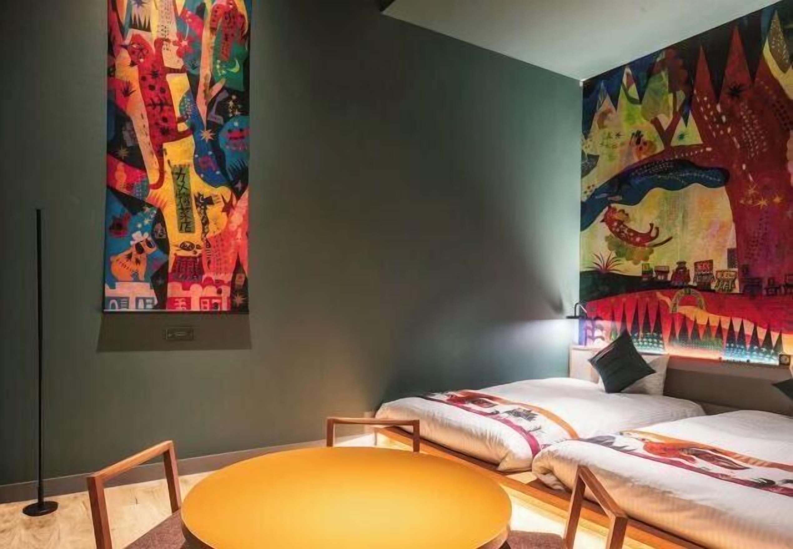 Couette en duvet d'oie, coffres-forts dans les chambres, bureau