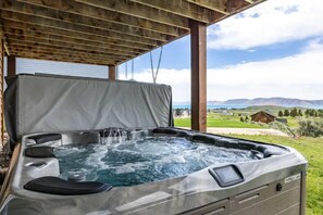 Bain à remous extérieur