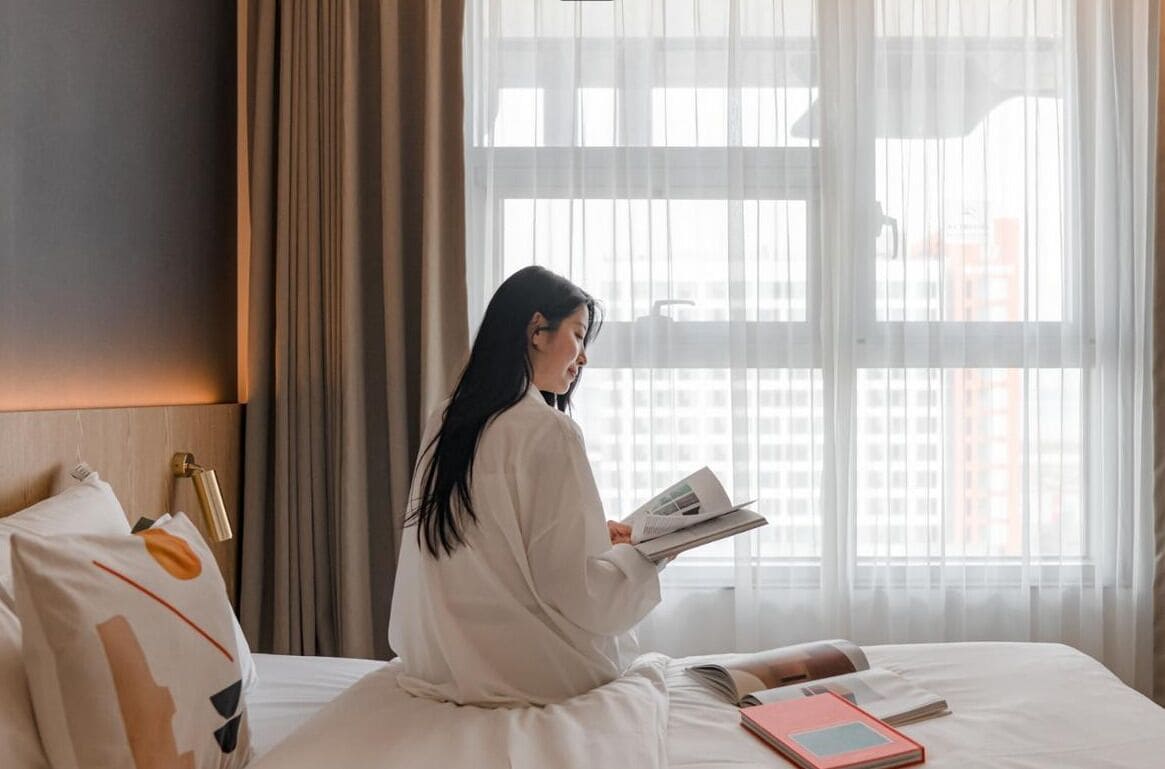 Habitación doble estándar | Decoración personalizada, muebles diferentes y wifi gratis 