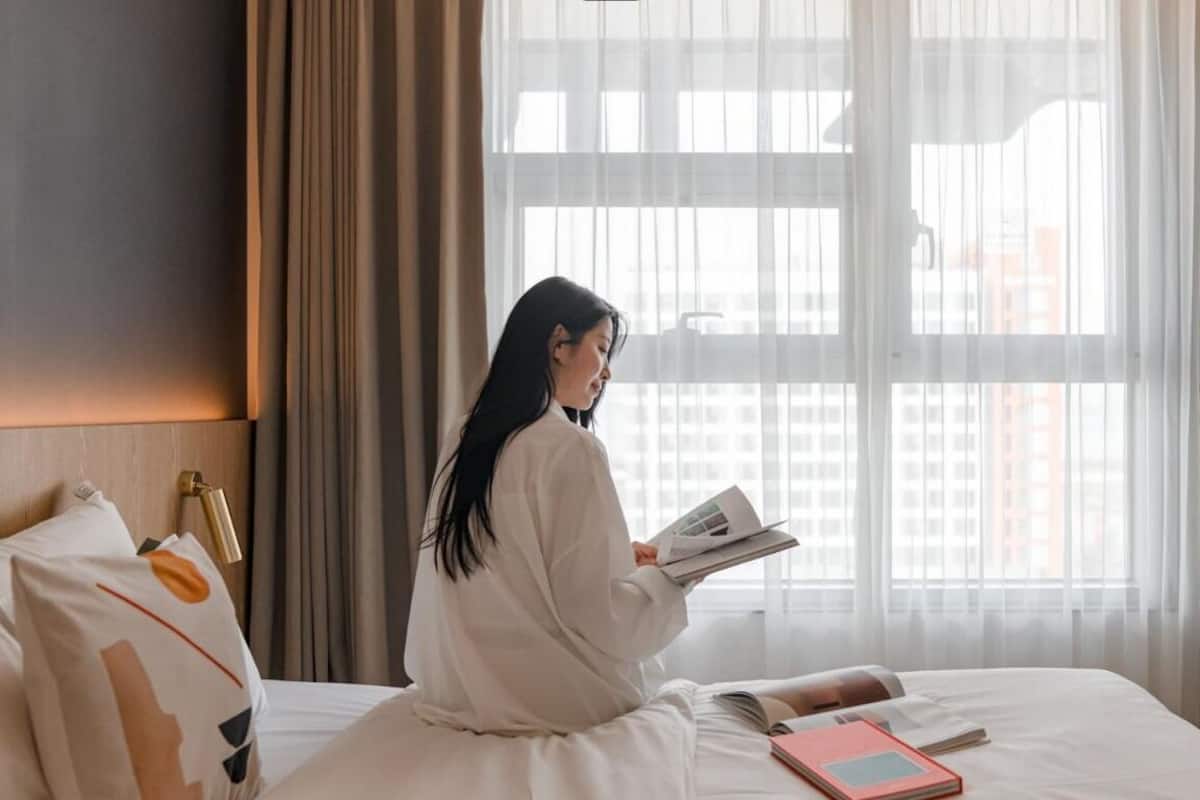 Habitación doble estándar | Decoración personalizada, muebles diferentes y wifi gratis