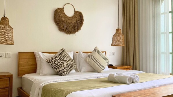 Deluxe Double Room, 1 King Bed | Premium bedding, Select Comfort beds, free WiFi, bed sheets