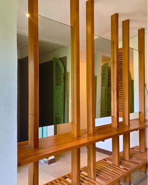 Dortoir Partagé, dortoir mixte | Salle de bain commune