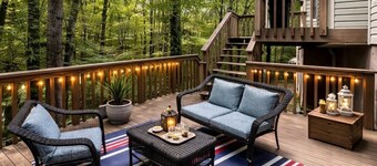 Game Room ! King Bed ! Near ATL ! Fenced Yard W/Deck BBQ