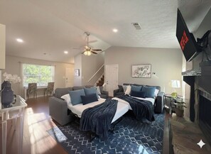 3 bedrooms, iron/ironing board, free WiFi, bed sheets