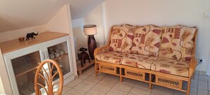 Interior - Spacious two-room apartment in Baie-Mahault  (Baie-Mahault)